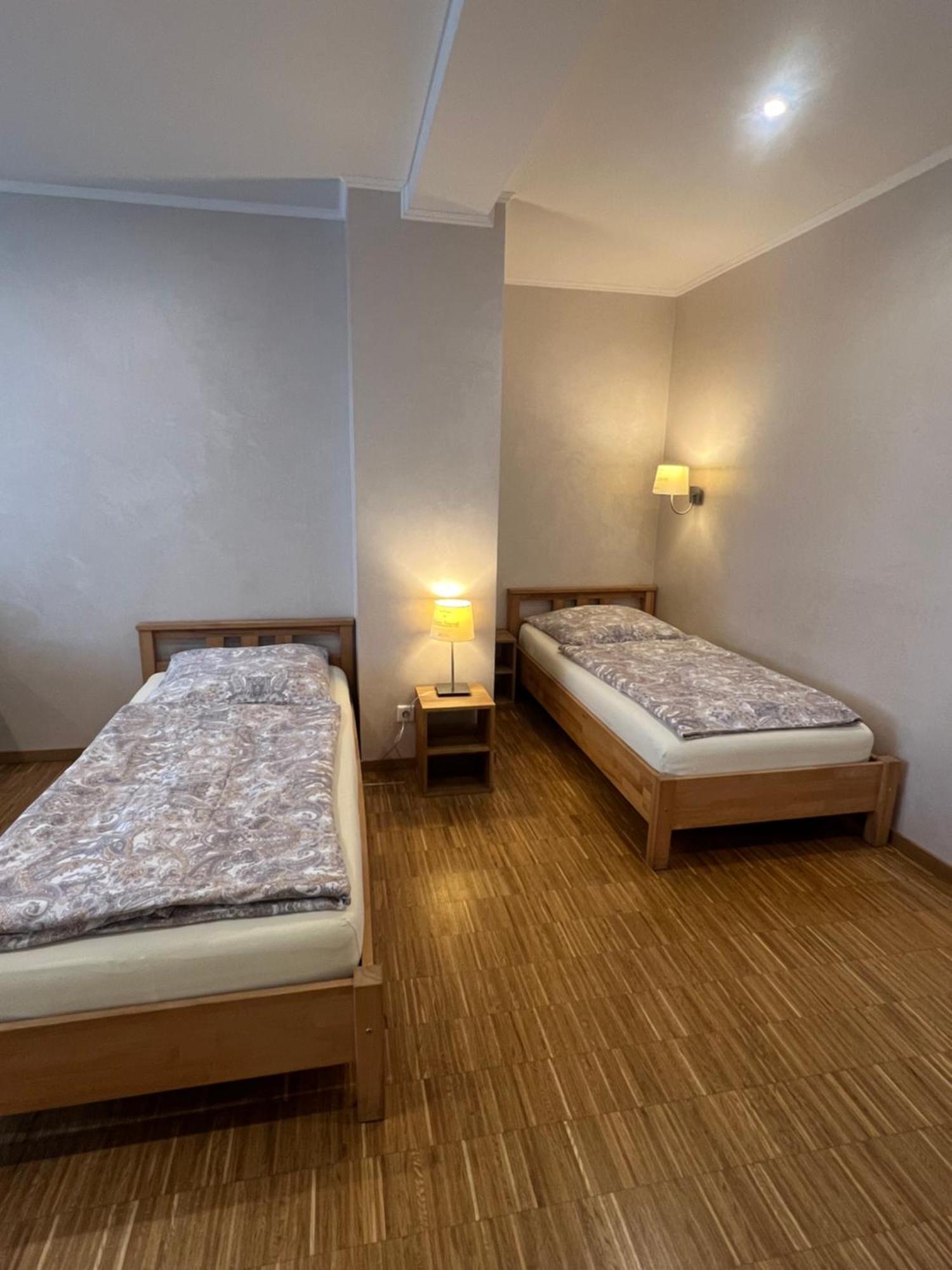 Home- Business Apartment, Private Parking Free Nürnberg